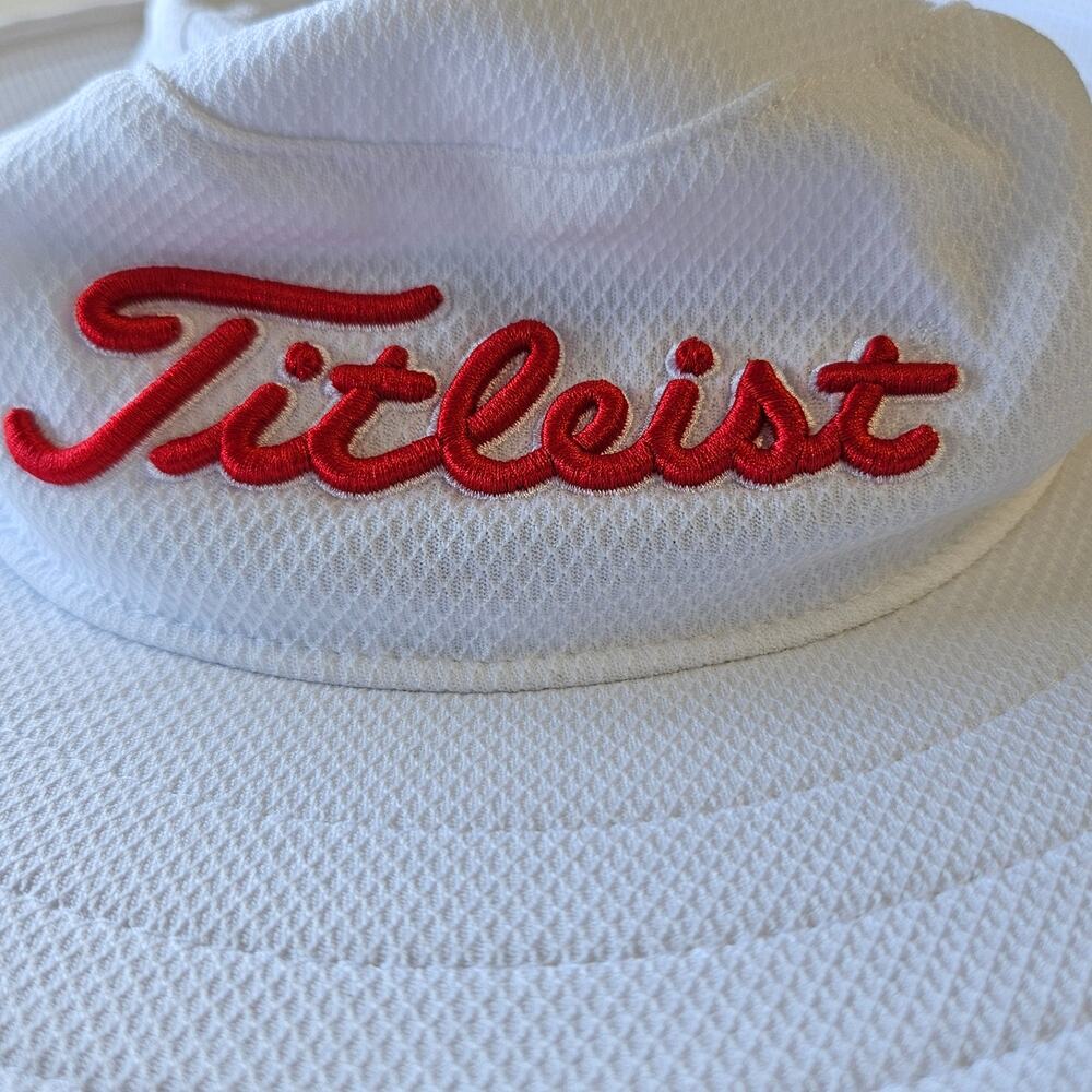 Titleist Tour Aussie Bucket Hat White Gray Golf Cap